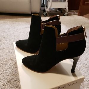 Coach black suede vegan leather booties Size 7